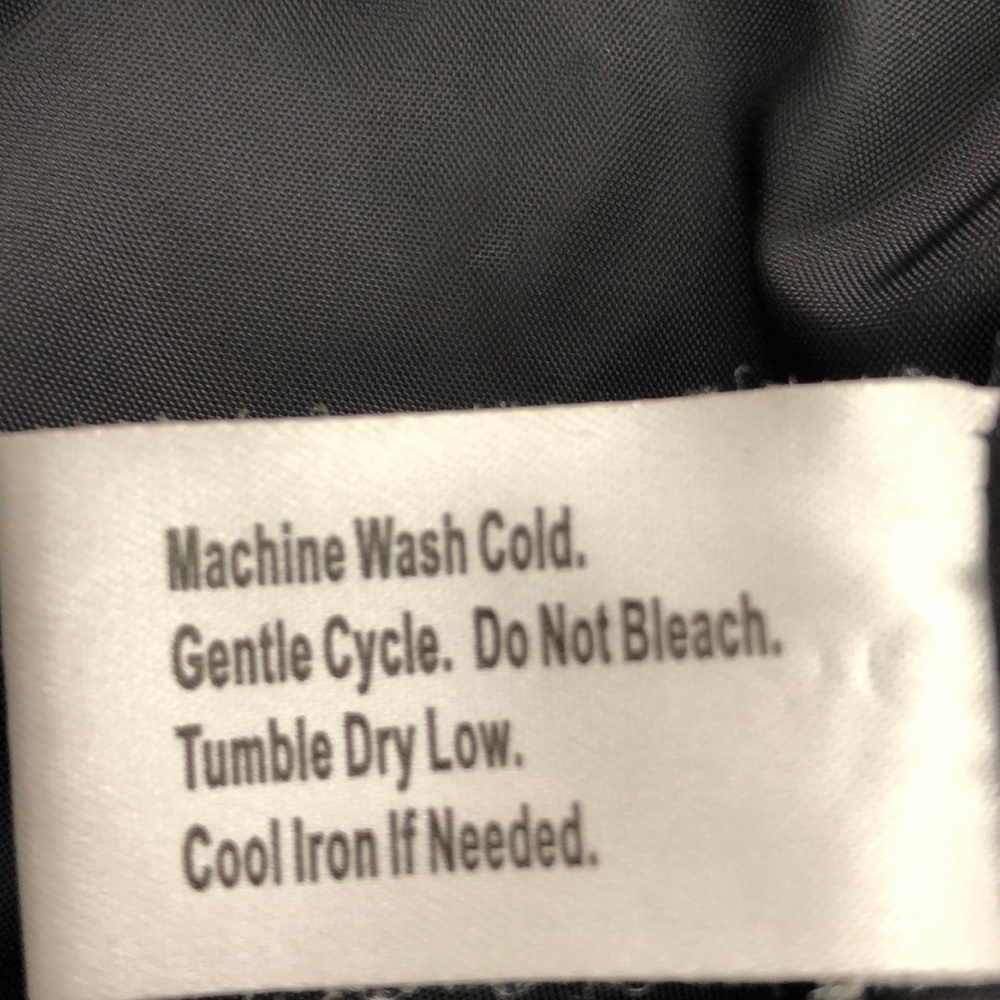 Gallery Black Line Soft Shell Puffer Size Small - image 4